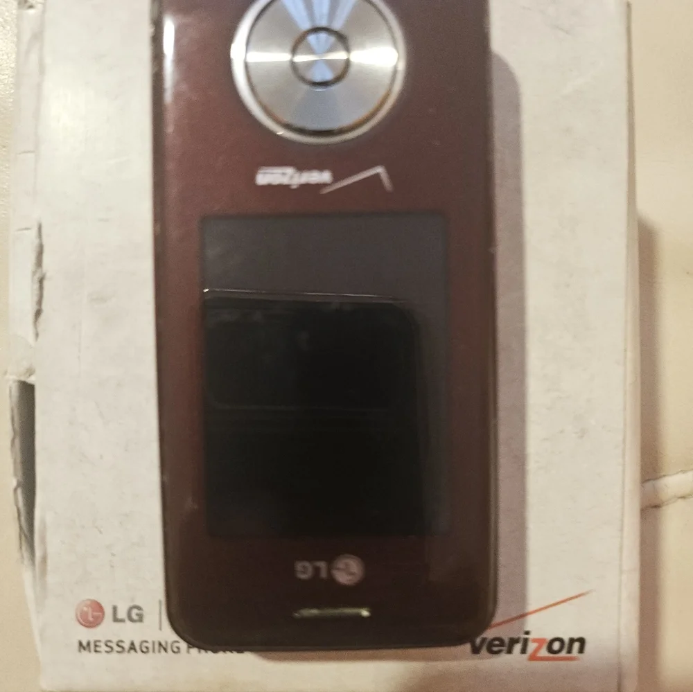 LG Cosmos 2 Black Mobile Device